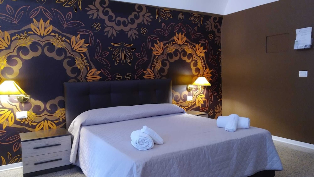 CconfortHotels Central Rooms - carbon neutral hotel in Bari