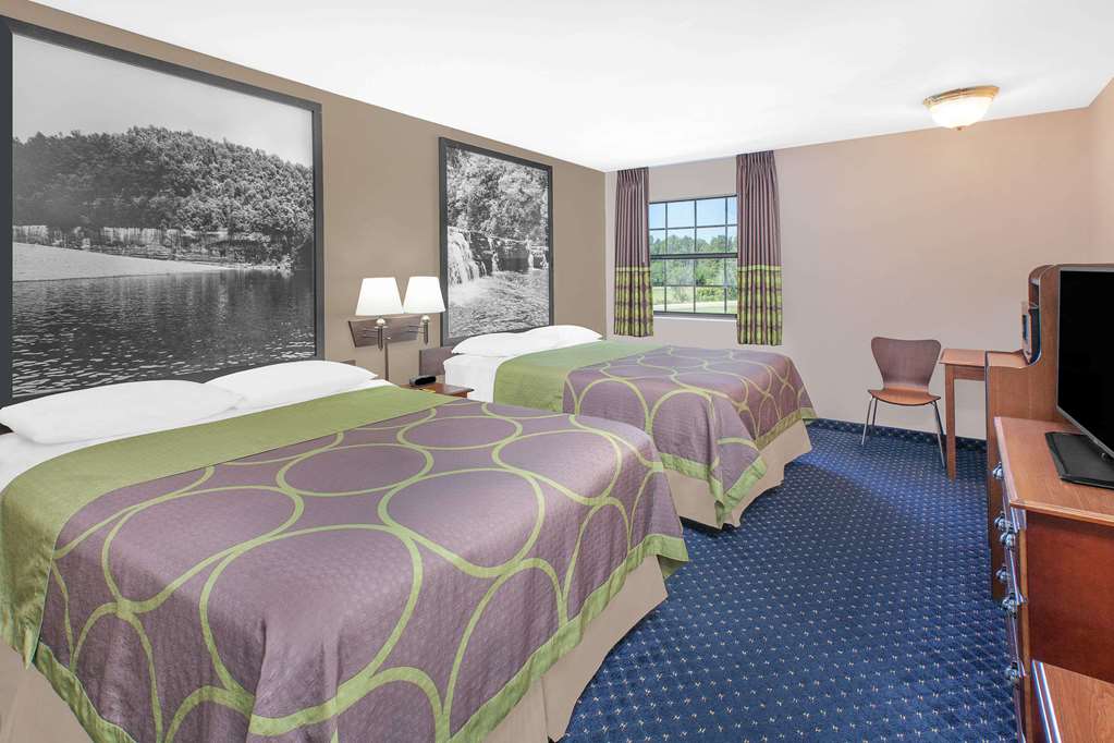 Super 8 by Wyndham Lowell Bentonville Rogers Area - photo 10