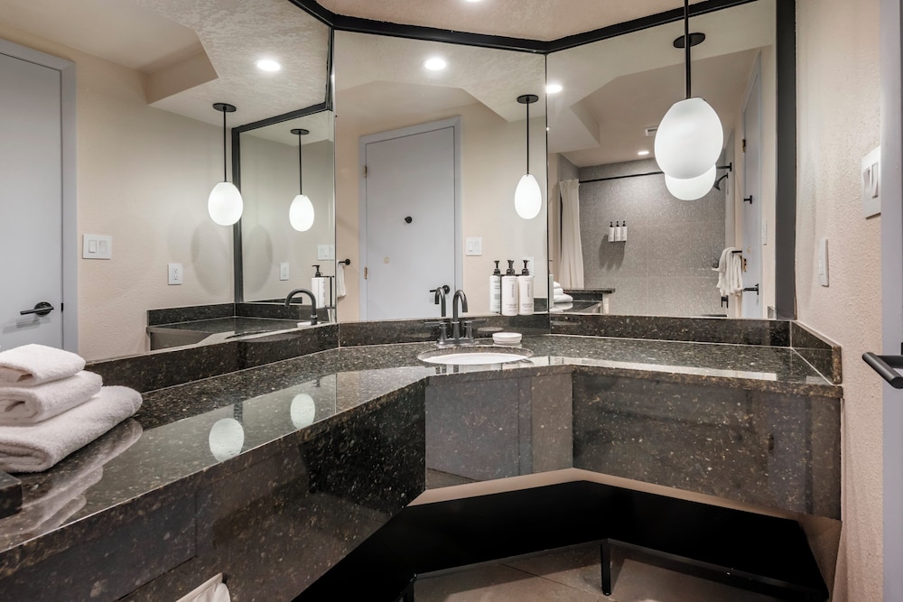 Voco Kissimmee Orlando By IHG - photo 37