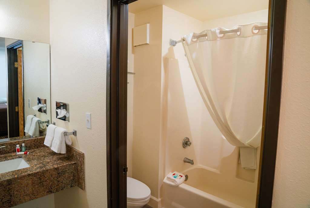 Super 8 by Wyndham Yuma - photo 24