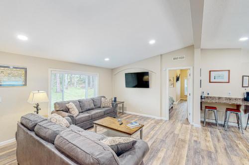 Wygant Road Retreat in Coos Bay, United States