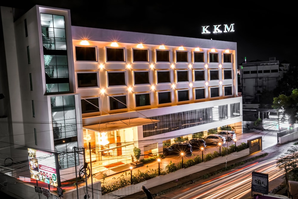 Kkm International — 4-Star Luxury Hotel in Thiruvananthapuram, India