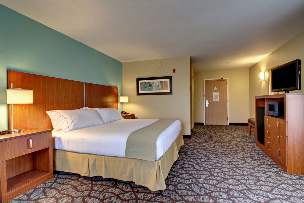 Holiday Inn Express Hotel & Suites Jacksonville South I 295 by IHG - photo 13