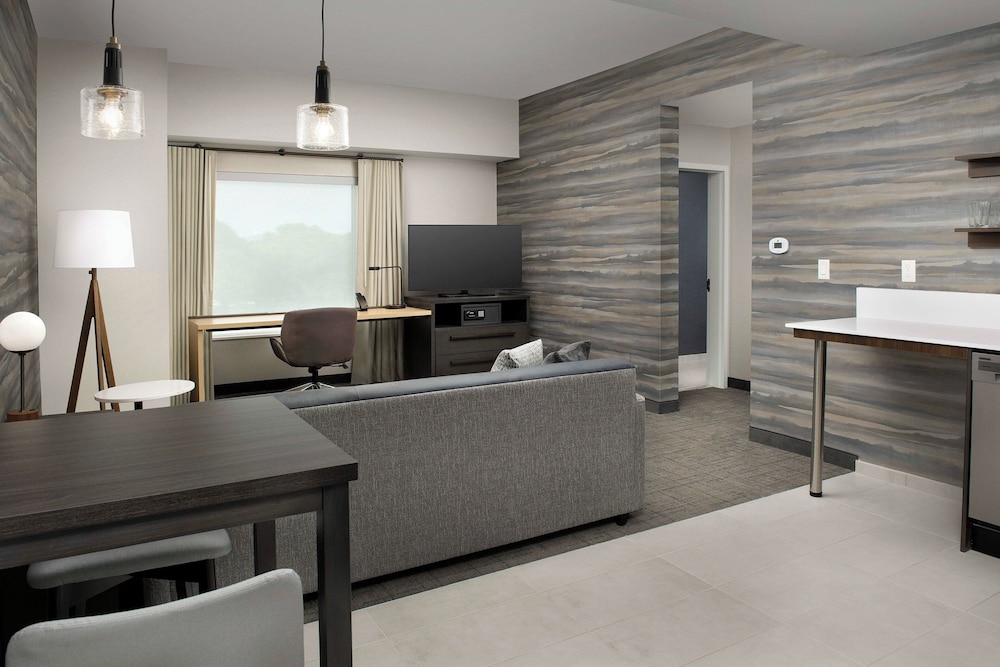 Residence Inn by Marriott Doral Mall Area - photo 4