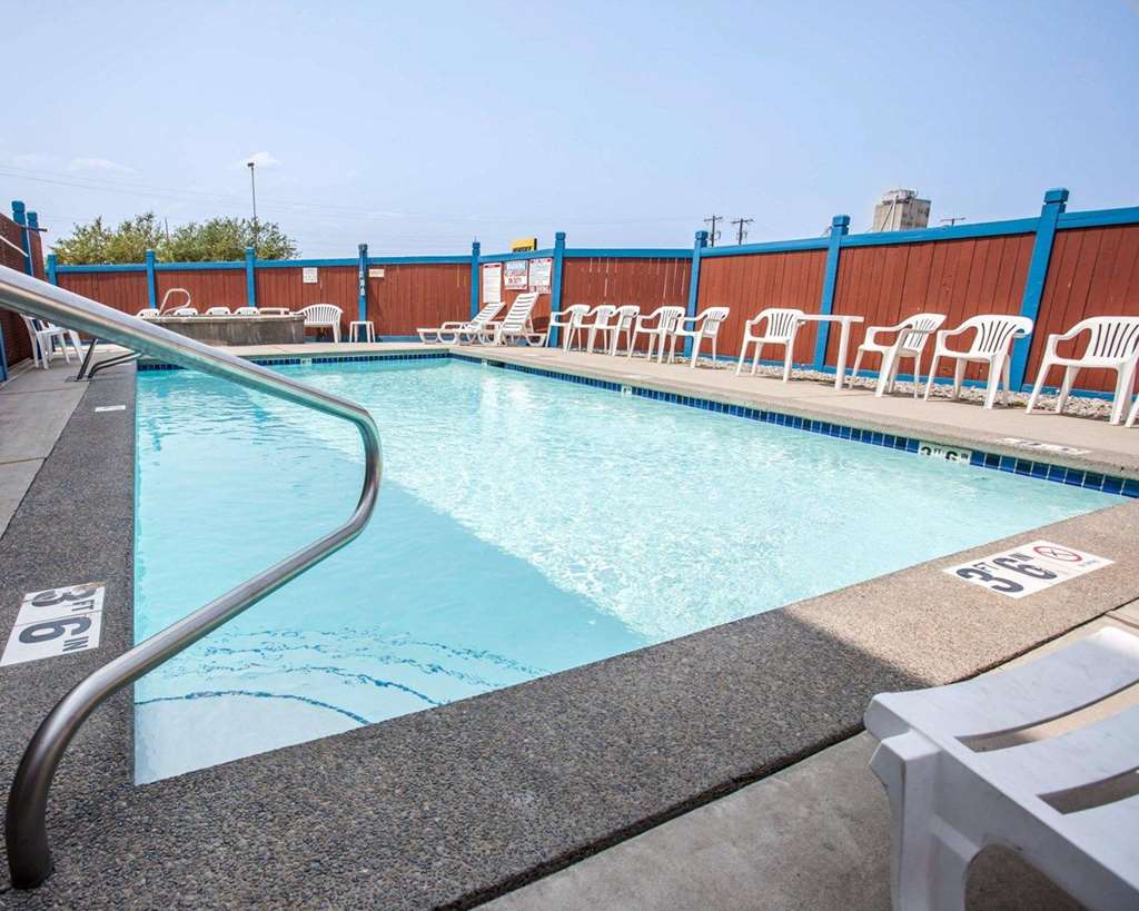 Rodeway Inn and Suites Spokane - photo 26