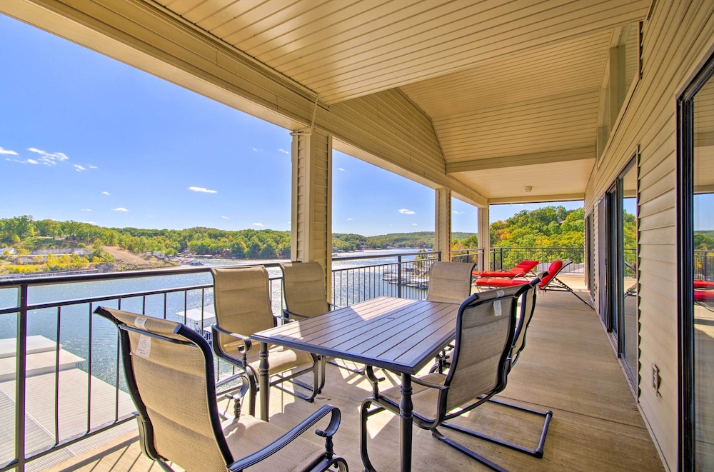 Waterfront Condo with Resort Perks in Lake Ozark - photo 2
