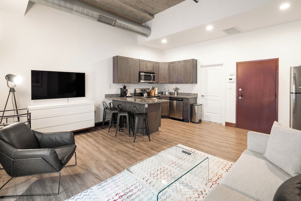 Sosuite at Independence Lofts - photo 183
