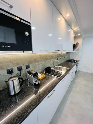 Beautiful Apartment Family and Group of Friends — 4-Star Luxury Hotel in Povoa De Santa Iria, Portugal