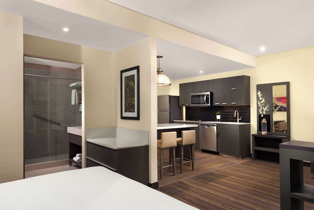 Hyatt House Monterrey Valle san Pedro — 4-Star Luxury Hotel in San Pedro Garza Garcia, Mexico