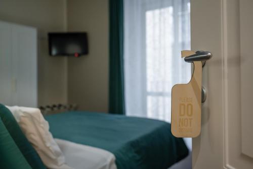 Tinellari Rooms — 4-Star Luxury Hotel in Naples, Italy