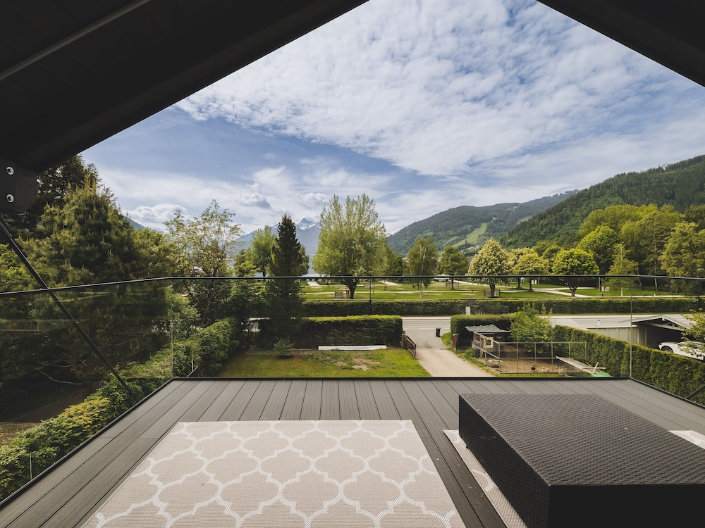 Appartements Prielau by we rent — 4-Star Luxury Hotel in Zell Am See, Austria