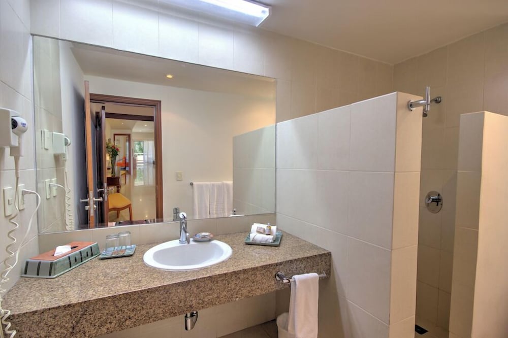 Riviera Maya Suites