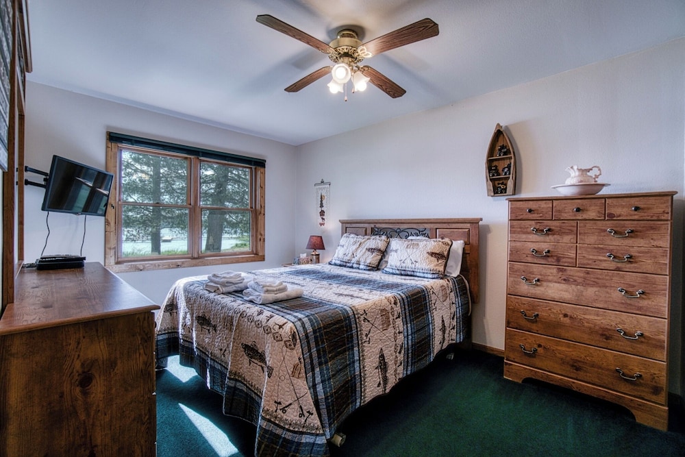 Lena's Northern Pines Resort - photo 30
