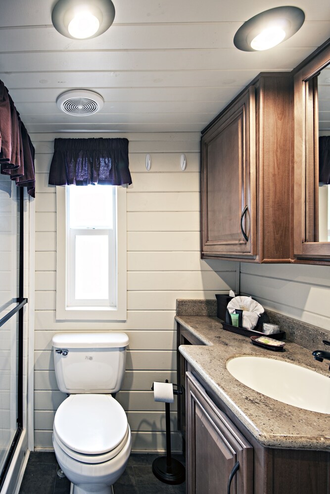 Vines RV Resort - photo 13