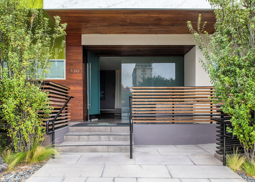 Sirtaj Beverly Hills - photo 57