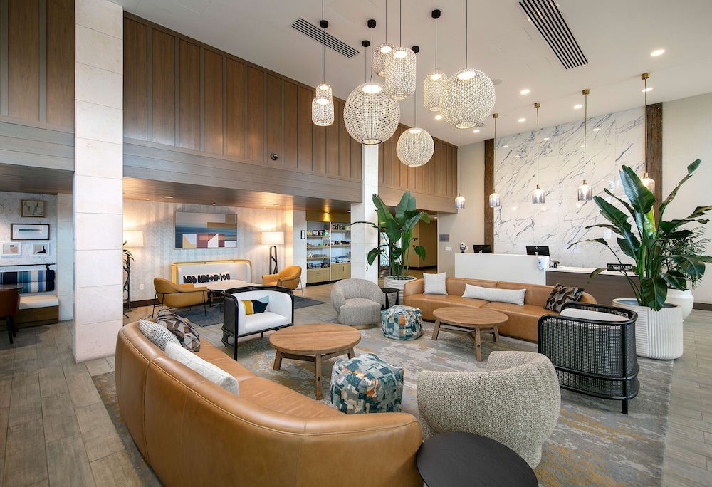 Inn at the Pier Pismo Beach Curio Collection by Hilton - photo 4