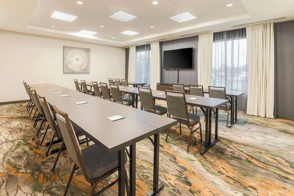 Fairfield Inn & Suites by Marriott Cape Coral North Fort Myers - photo 34