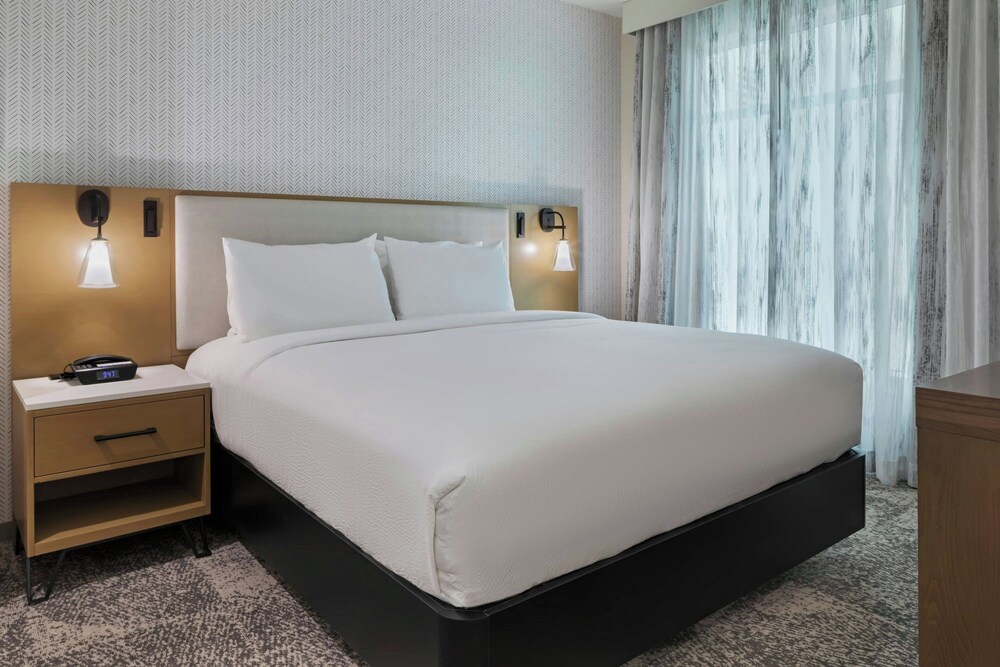 Residence Inn Chatsworth - photo 14