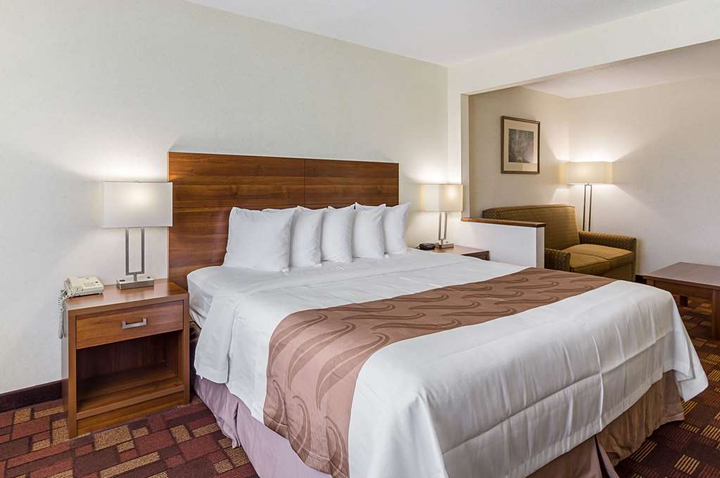 Econo Lodge Luverne I 90 - photo 18
