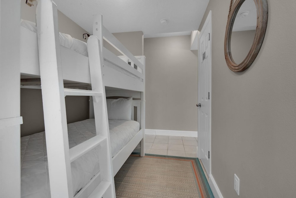 Majestic Beach Towers 1 605 - photo 2