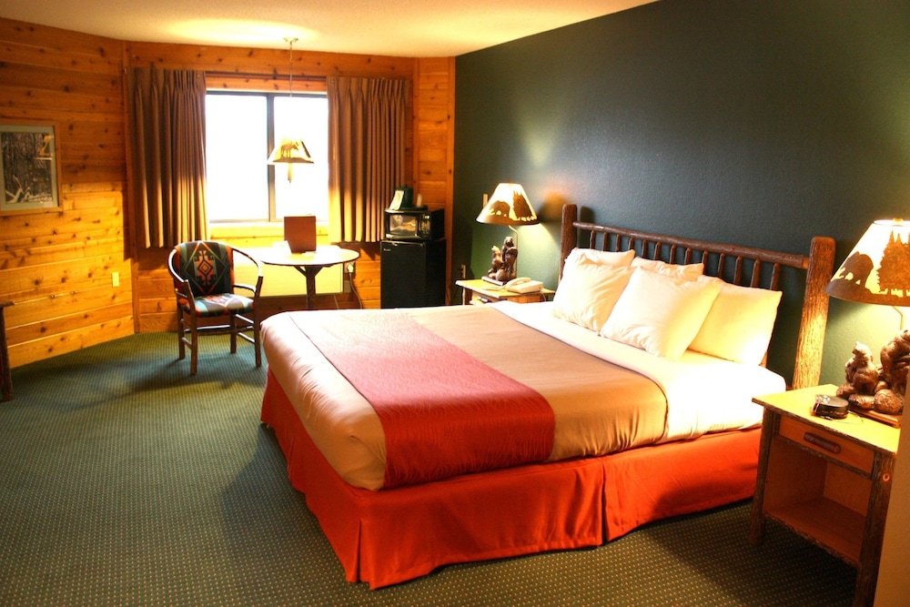 The Lodge at Crooked Lake - photo 6