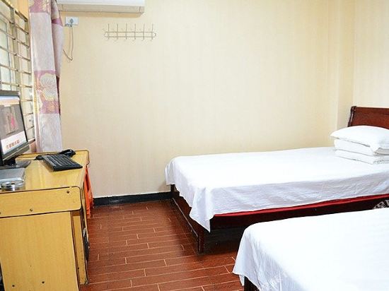 Jungang Hotel in Xiangyang, People's Republic of China