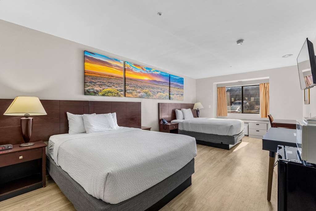 Days Inn by Wyndham Camp Verde Arizona - photo 19