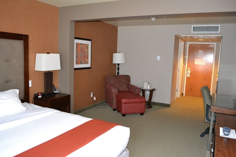 Holiday Inn Express Hotel & Suites Bozeman West by IHG - photo 16