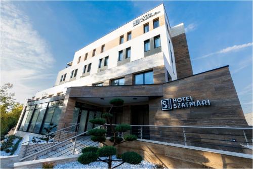 Hotel Szatmári & Étterem Jászberény — hotel in Jaszbereny
