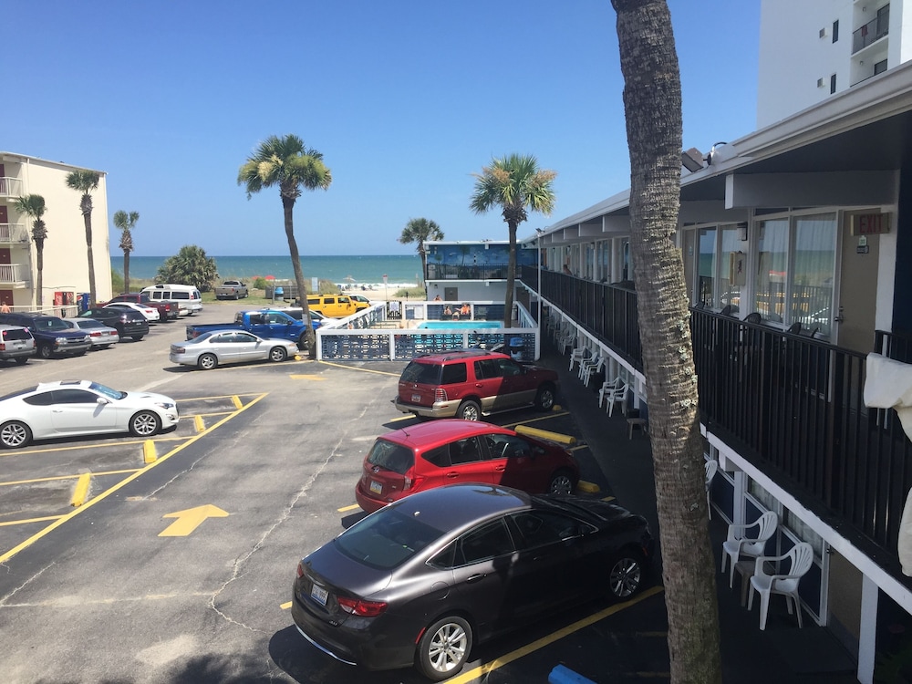 Sea Hawk Motel - photo 52