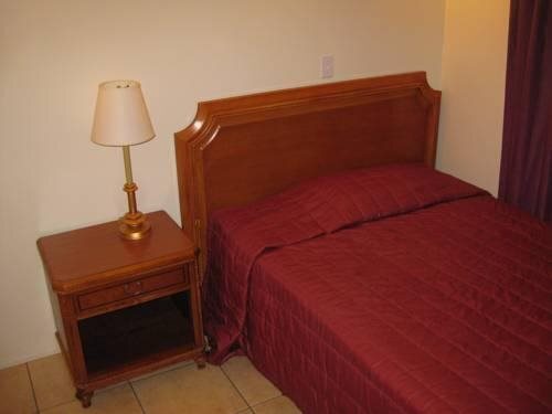 Route 66 Barstow Hotel - photo 2