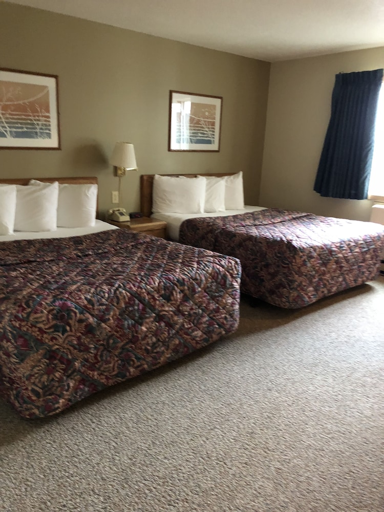 Value Host Motor Inn - photo 14