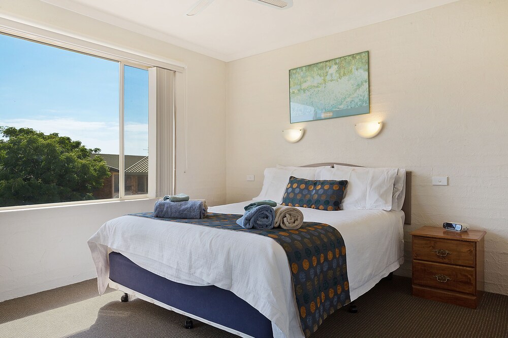 Baywatch Luxury Apartments — Merimbula — photo 4