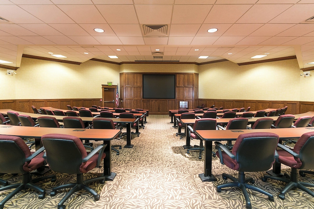 Courtyard by Marriott Kansas City East Blue Springs - photo 25