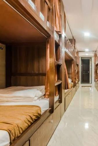 The Royal Stay Luxury Dormitory