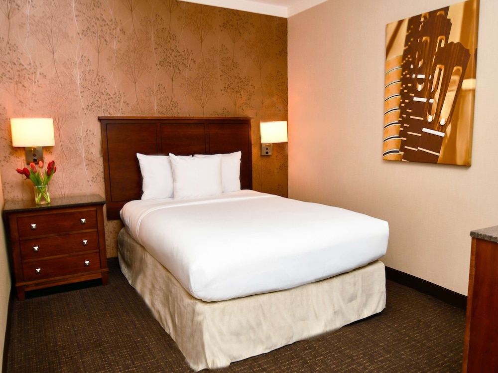 Embassy Suites by Hilton Austin Downtown South Congress - photo 27