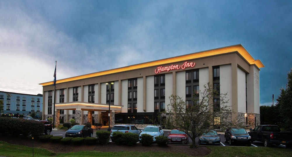 Hampton Inn Erie South - photo 43