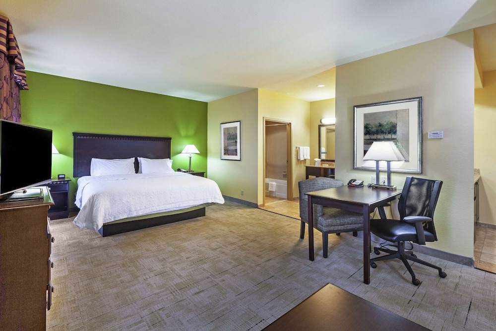 Hampton Inn & Suites Tulsa North Owasso - photo 10
