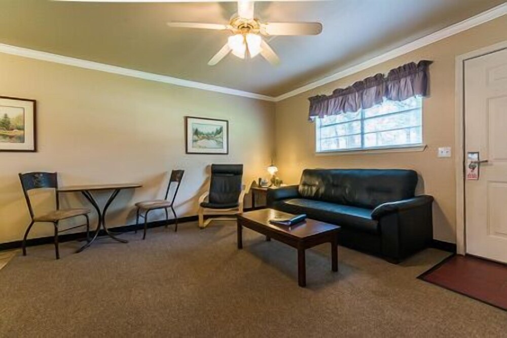 Lake Texoma Lodge and Resort - photo 24