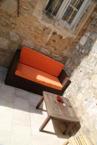 Golubica — Stari Grad — photo 4