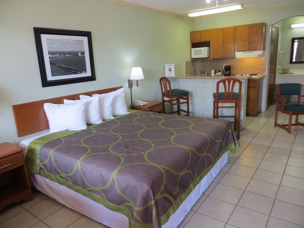 Super 8 by Wyndham South Padre Island - photo 8