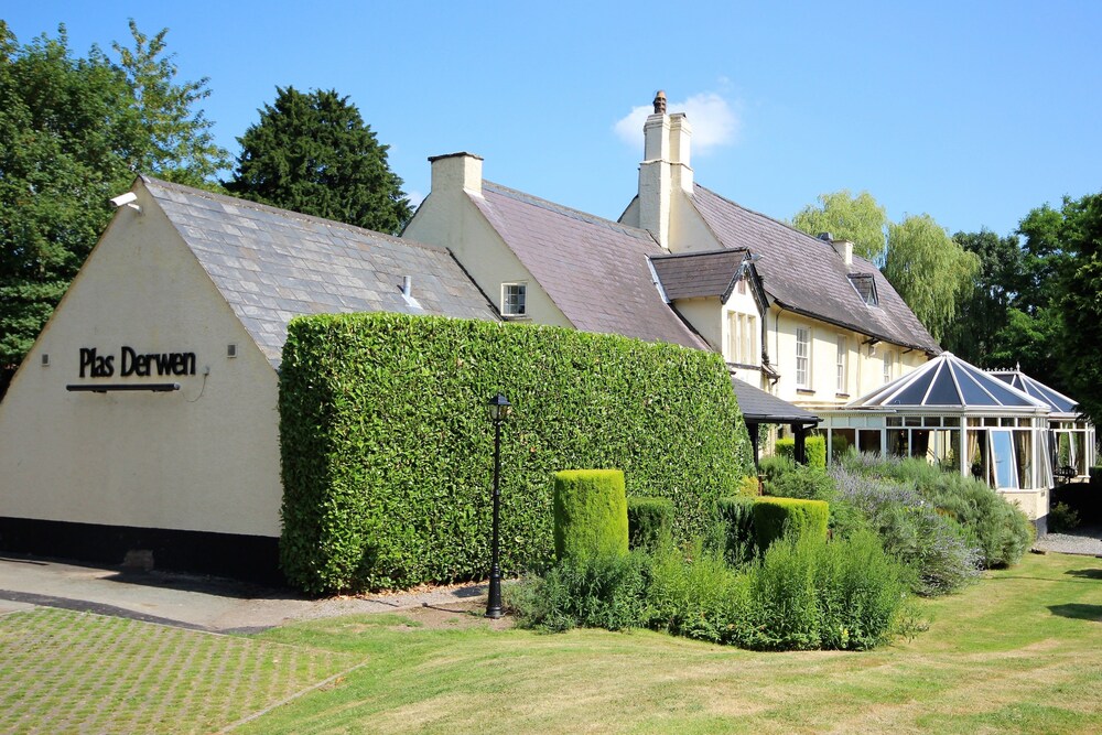 Plas Derwen - last minute hotel in Abergavenny
