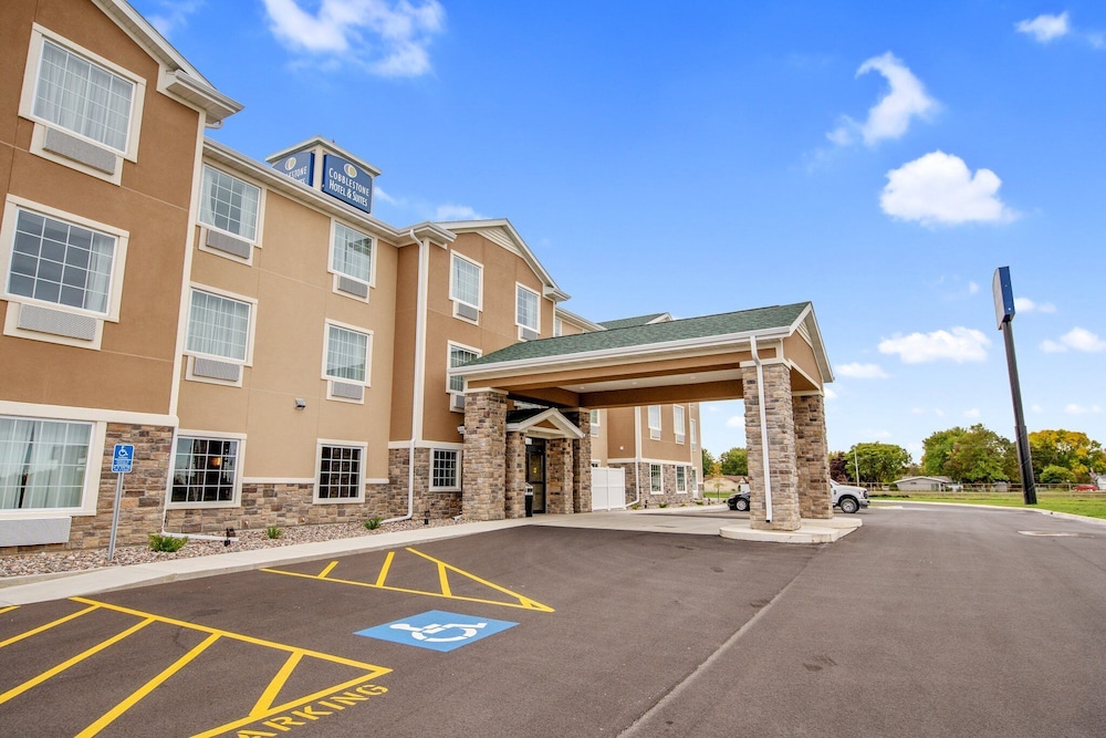 Cobblestone Hotel & Suites Austin - photo 66