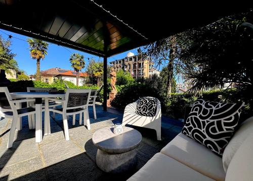 Villa Marchesa — 4-Star Luxury Hotel in Arona, Italy