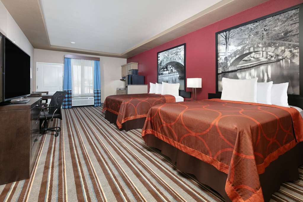 Super 8 by Wyndham Karnes City - photo 25