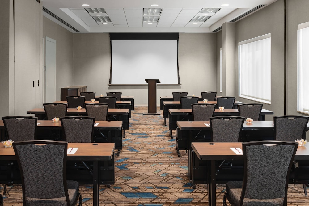 Residence Inn by Marriott Bethesda Downtown - photo 32