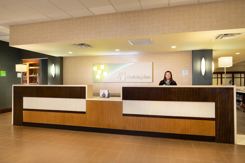 Holiday Inn Hotel & Suites Charleston West an IHG Hotel - photo 3
