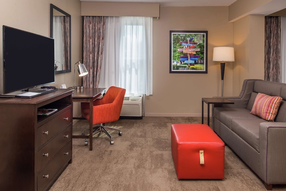 Hampton Inn & Suites Charlotte Arrowood Rd. - photo 25