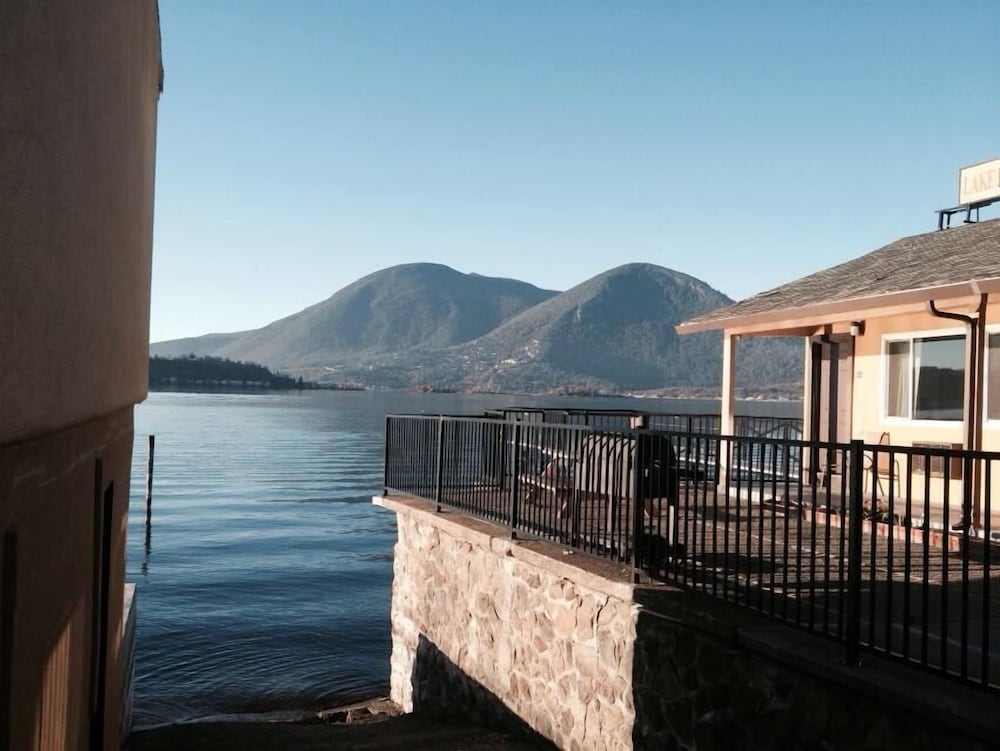 Lake Marina Inn - photo 30