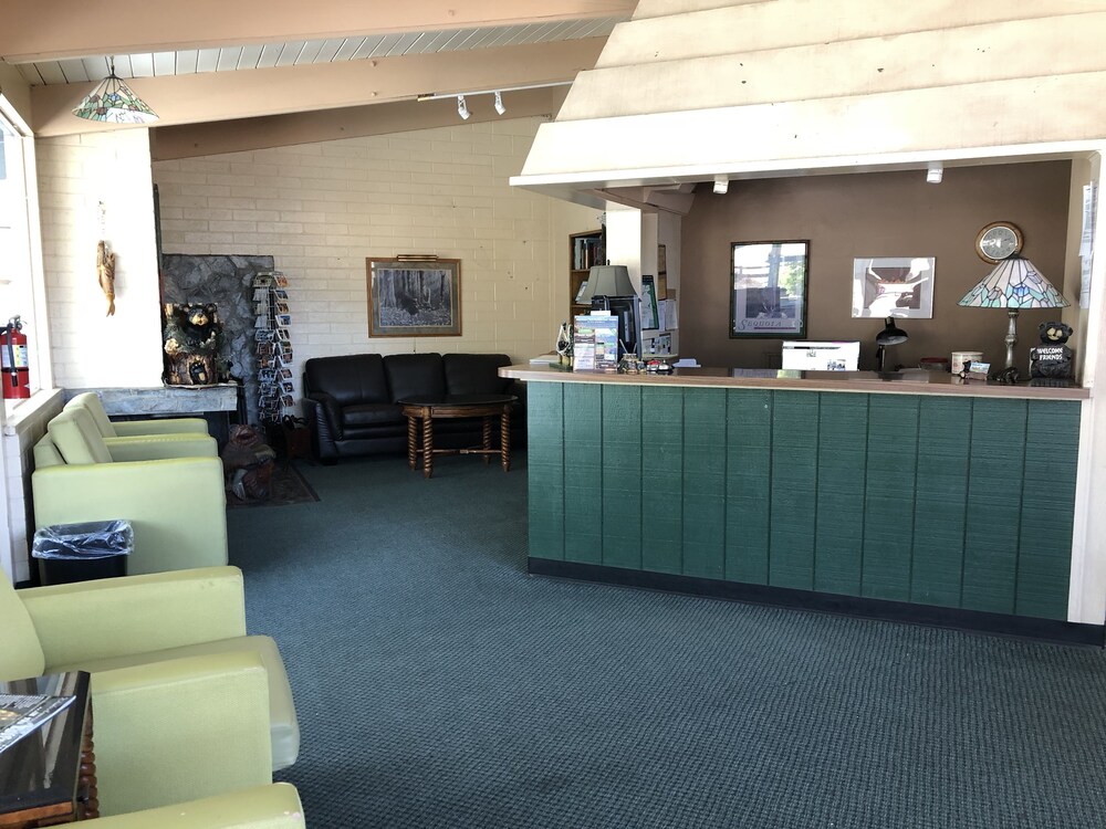 Sequoia Village - photo 2